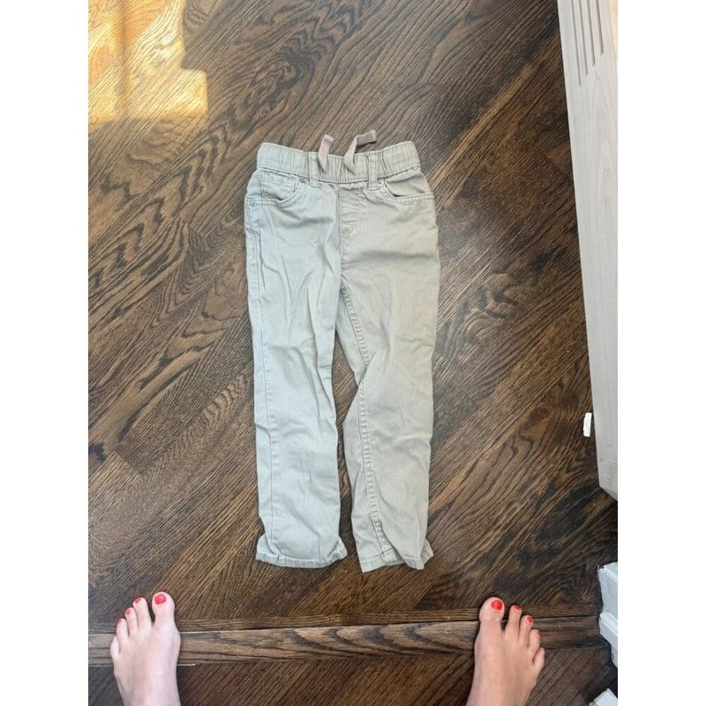 Boys Size 4/5 Clothing Lot Under Armour Levi’s Batman Monster Jam Old Navy 17 Pc - Picture 15 of 16